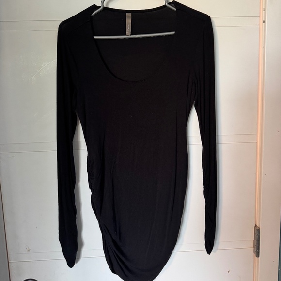 Thyme maternity shirt (long ruched sleeves) - Picture 1 of 3